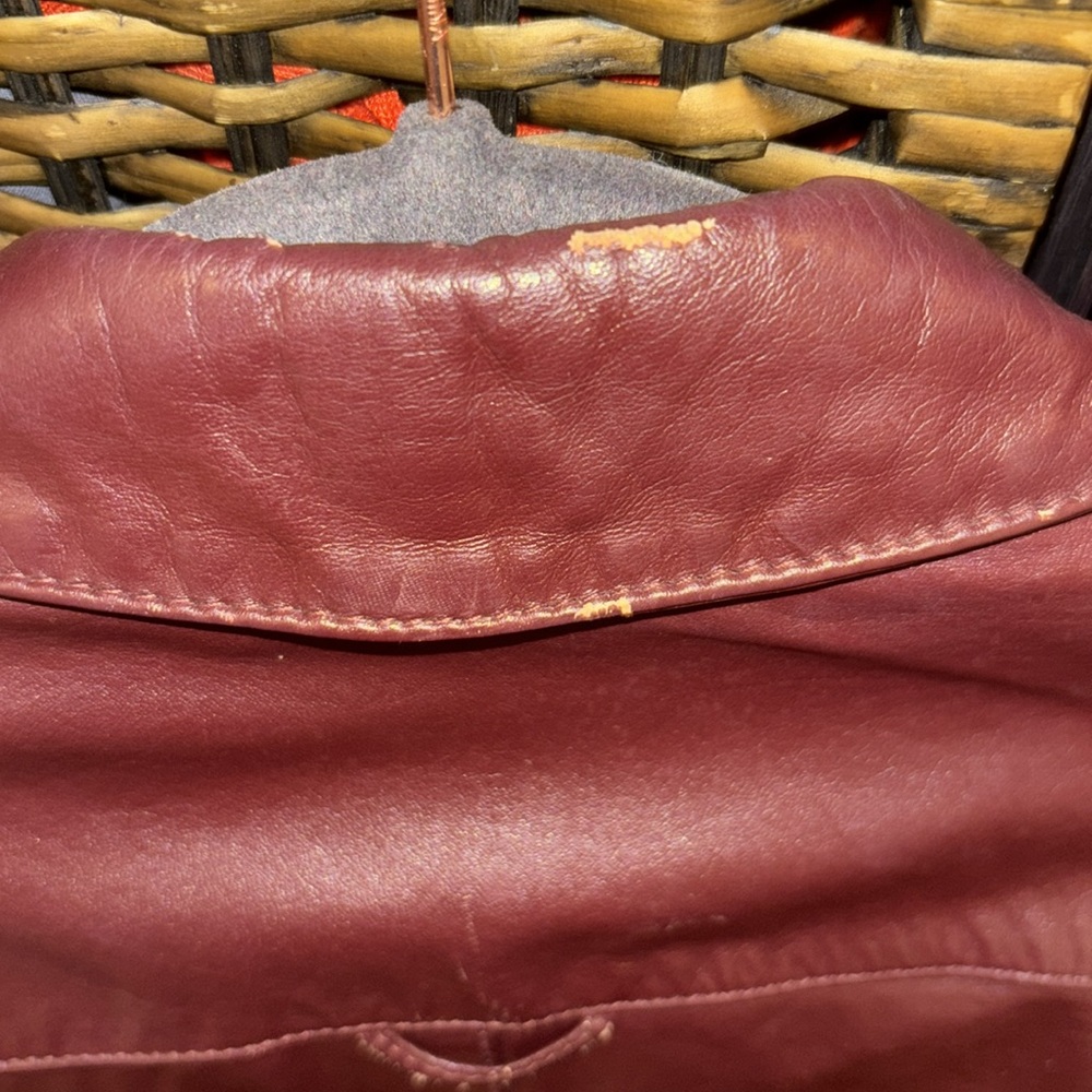 Women’s Etienne Aigner Vintage 70s Oxblood Leather Jacket Size 8 Lined - Picture 8 of 8